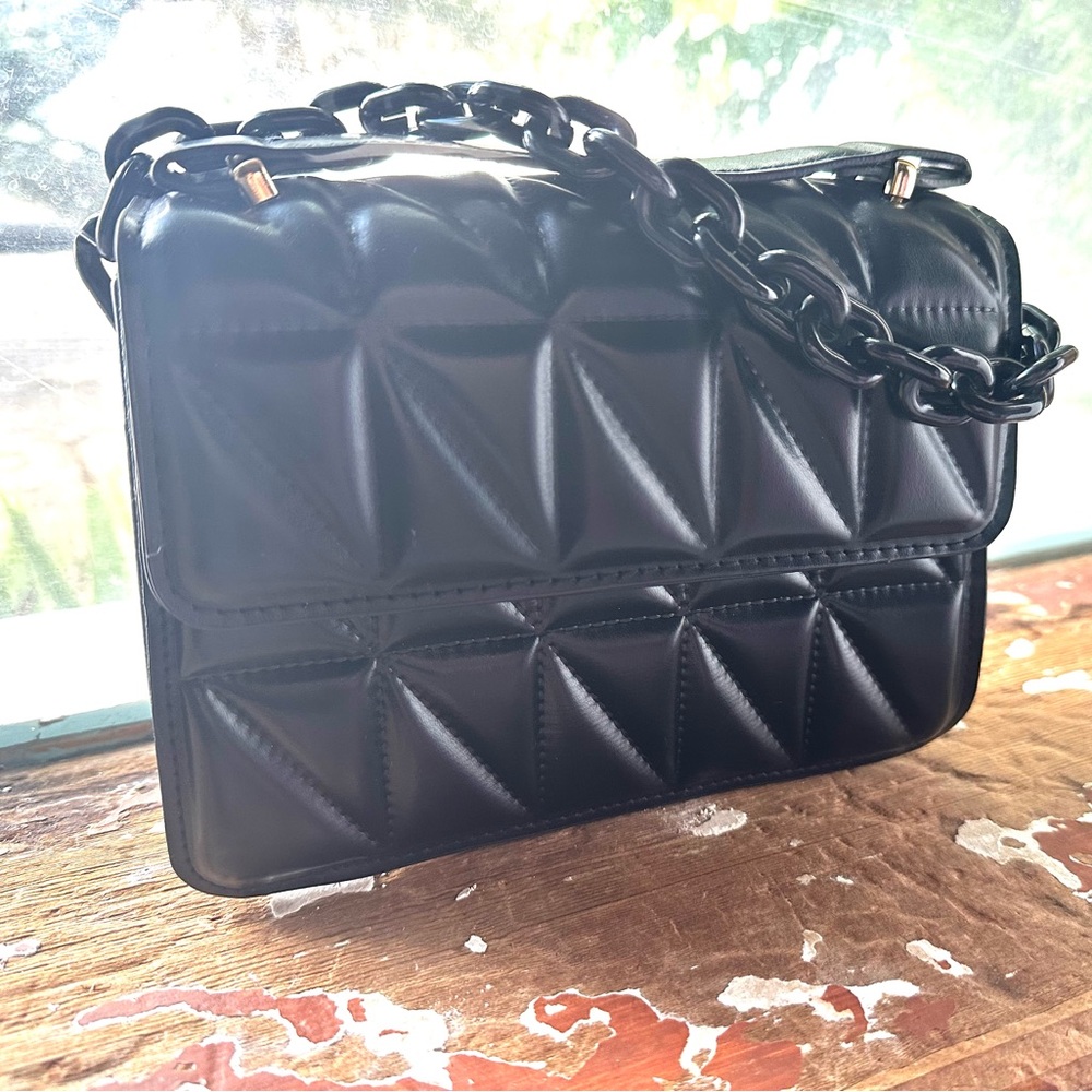Black Quilted Chain Shoulder Bag